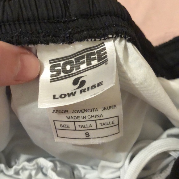 Black soffe shorts - Picture 2 of 2